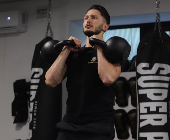 KB Kettlebell PT & Small group trainingen in groepen